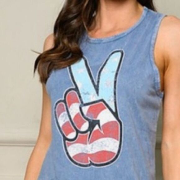 Mineral washed tank tee with peace sign✌🏼 - Picture 2 of 2